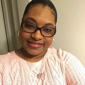 Meet your Posher, Keva